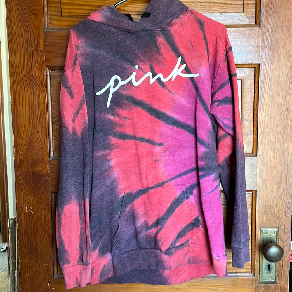 Women’s Victorias Secret sweatshirt